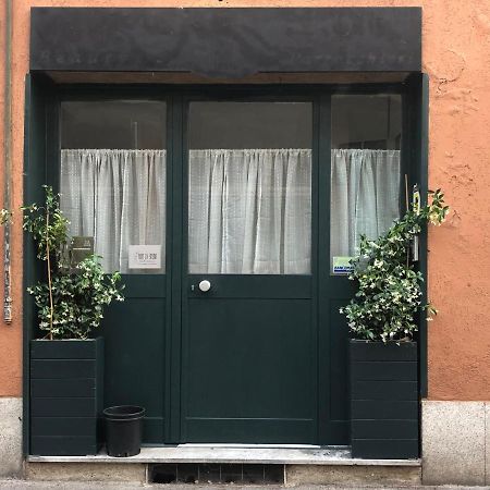 B&B フィオリ ディ グラーノ ミラノ エクステリア 写真