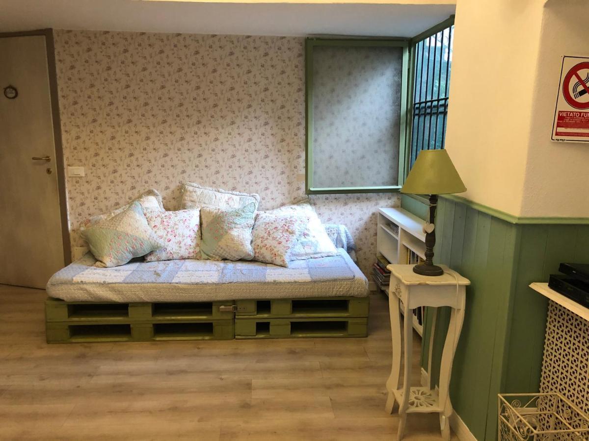 B&B フィオリ ディ グラーノ ミラノ エクステリア 写真
