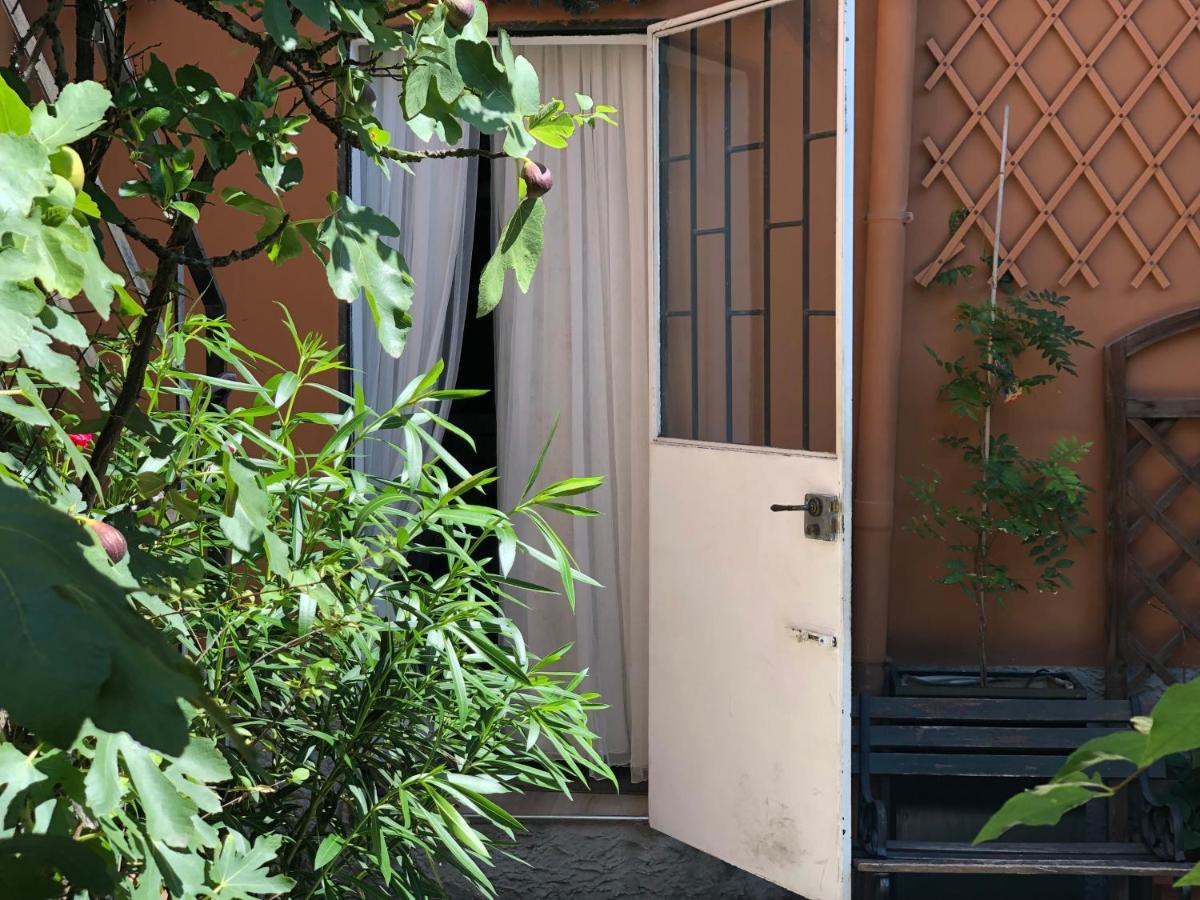 B&B フィオリ ディ グラーノ ミラノ エクステリア 写真